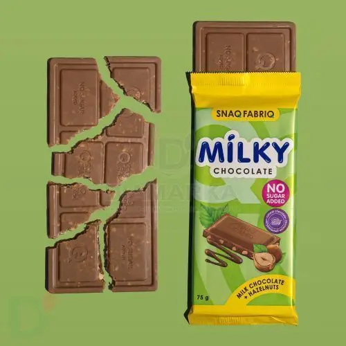 Шоколад Snaq Fabriq MILKY/МИЛКИ молочный с фундуком 75гр